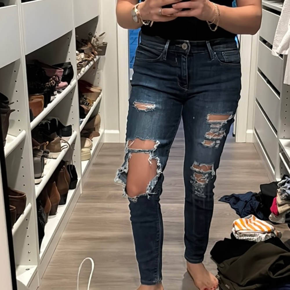 Express 4s distressed sexy jeans